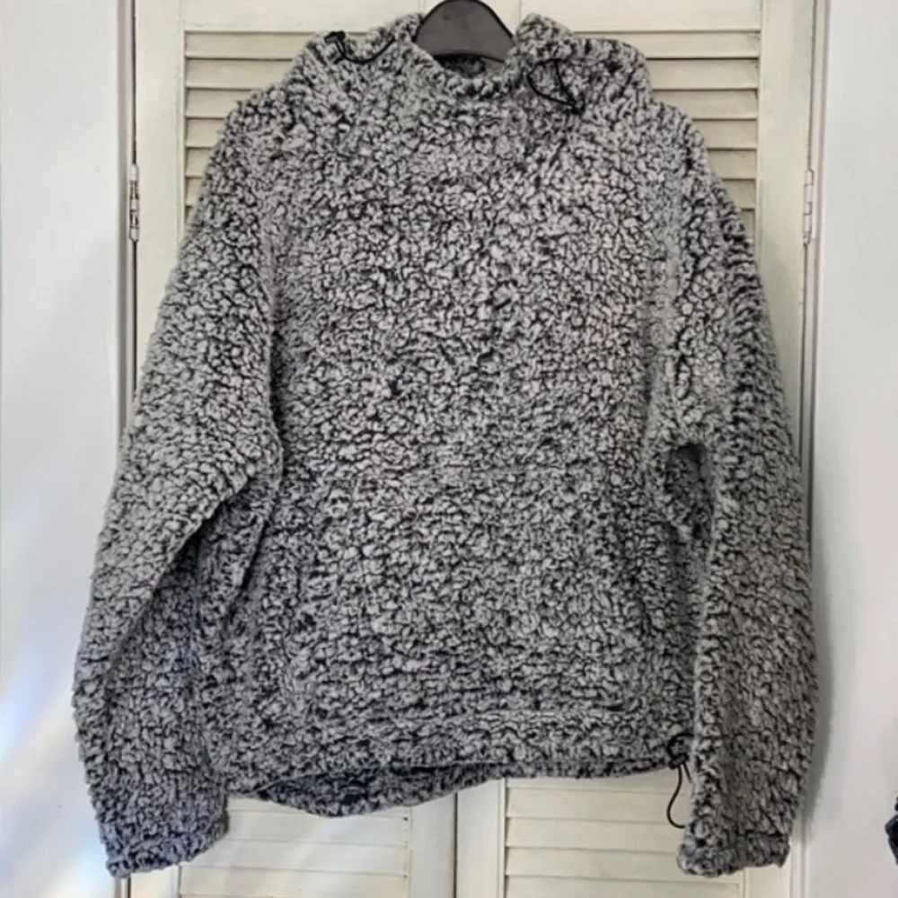 💕Victoria’s Secret Sherpa Hoodie💕 - Picture 4 of 16